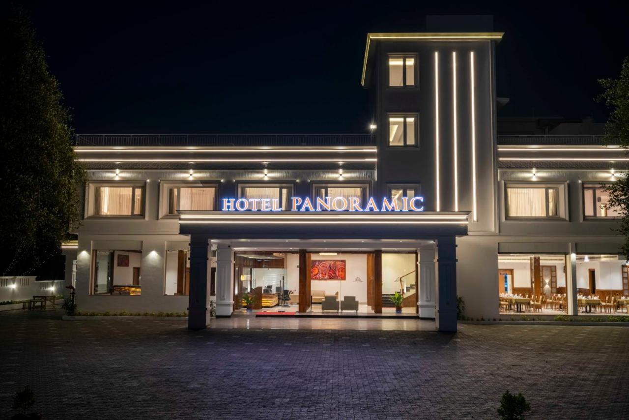 Hotel Panoramic Kochi Екстер'єр фото